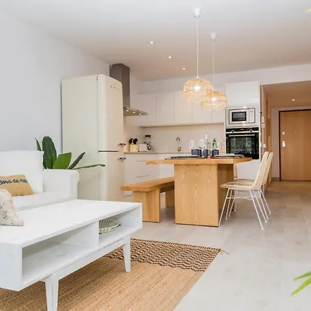 Apartment Altamar Arenal By Rock Javea